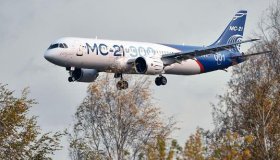 Самолет МС-21 с российскими двигателями совершил первый полет 