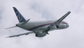 Авиакомпания "Россия" начнет использование самолетов SSJ-100 с 1 января 